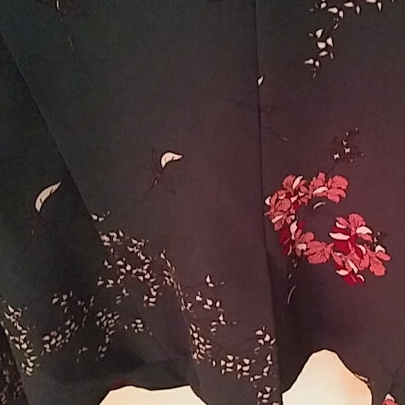 Forest Green Floral Blazer - Picture 6 of 6